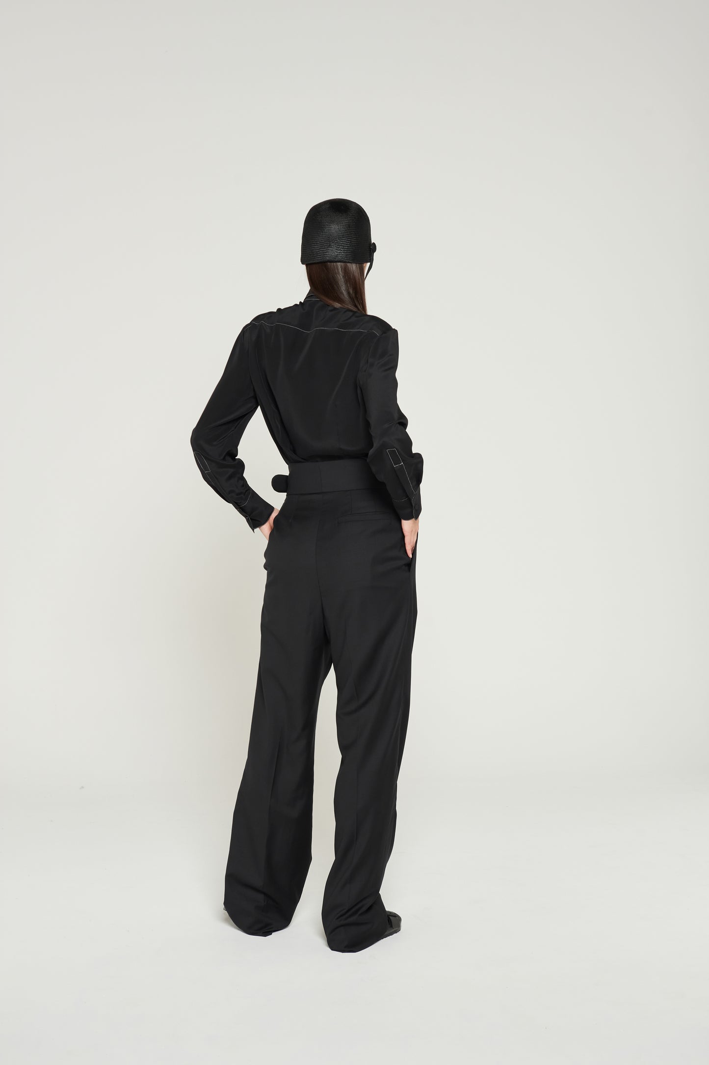 TAILORED trouser